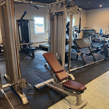 Hotel & Restaurant Figueres Parc 埃尔斯-霍斯塔雷斯 外观 照片